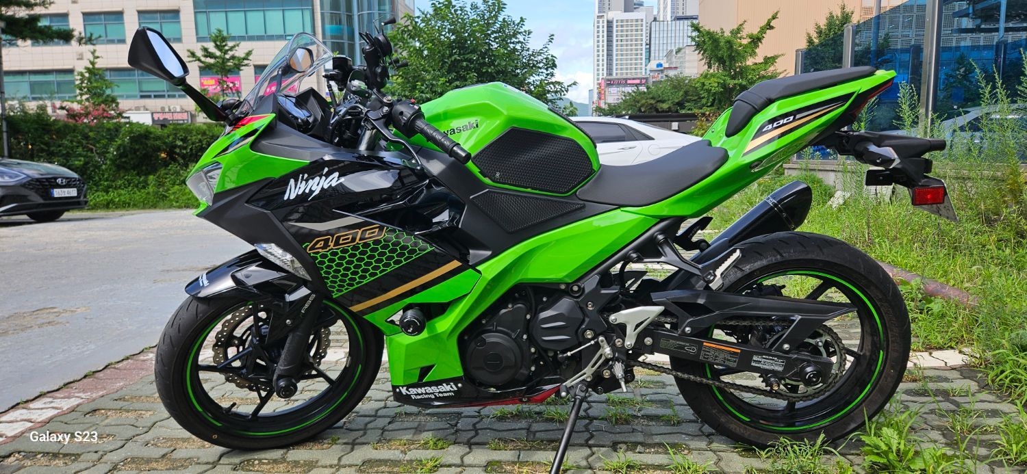 가와사키 닌자 400 ABS thumb 2