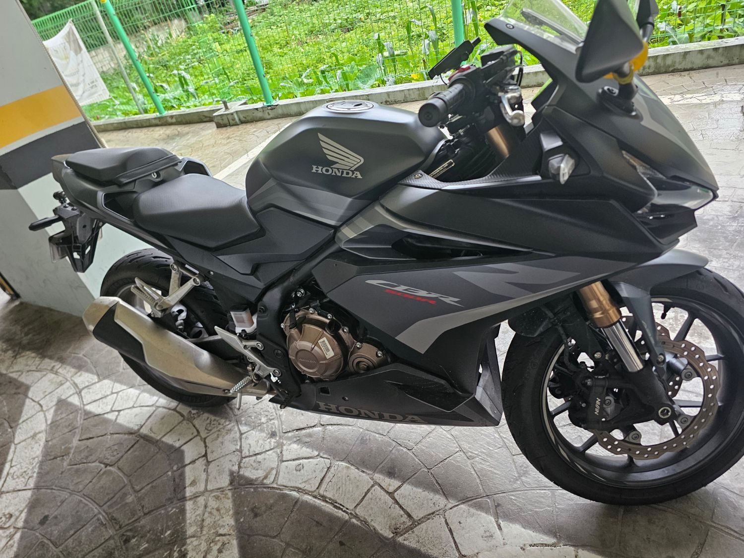 혼다 CBR 500 R more