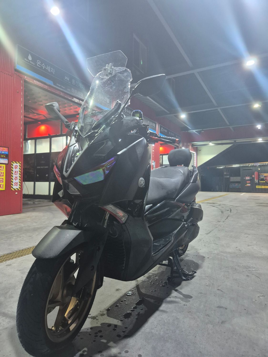 야마하 XMAX 300 ABS thumb 2