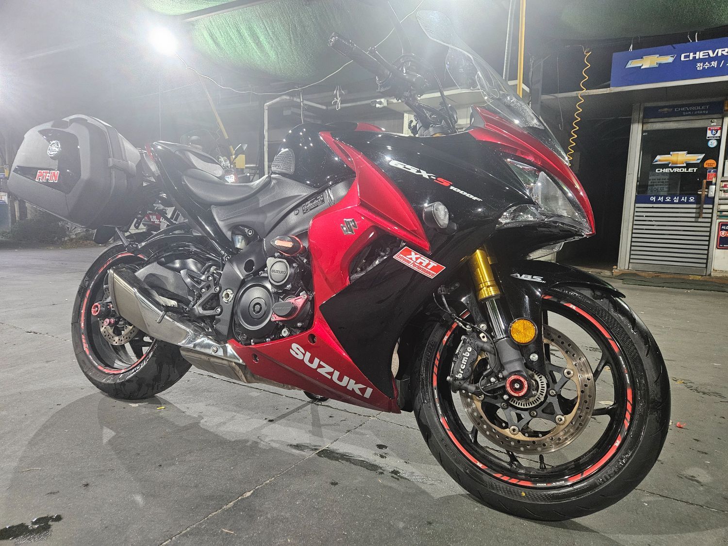 스즈키 GSX S 1000 F more