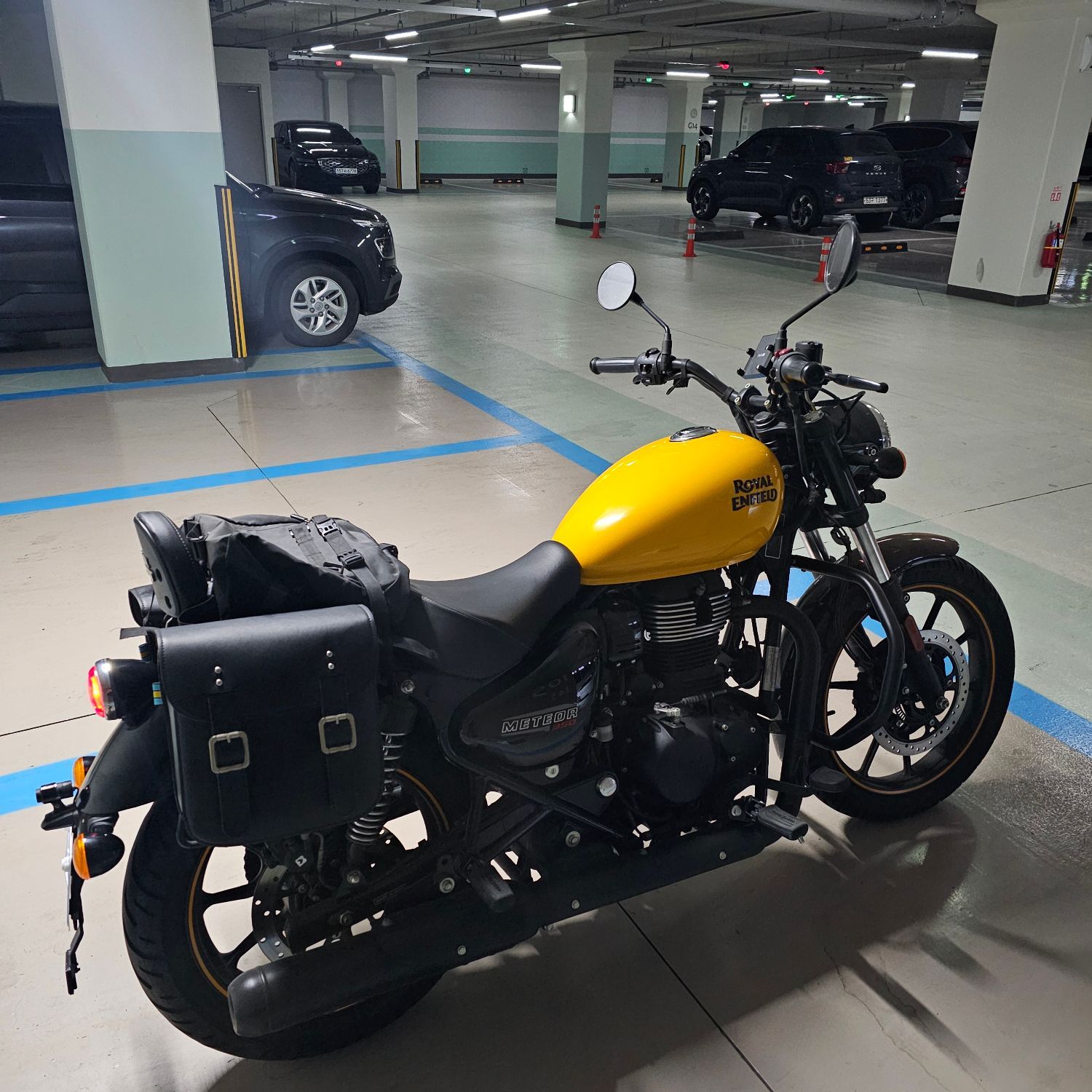 로얄엔필드 메테오 350 more