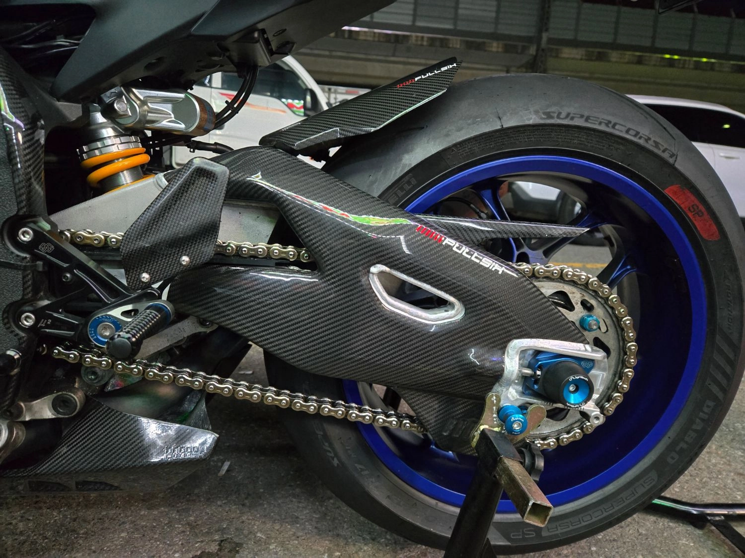 야마하 YZF R1 M 2018 네이비 사진 3