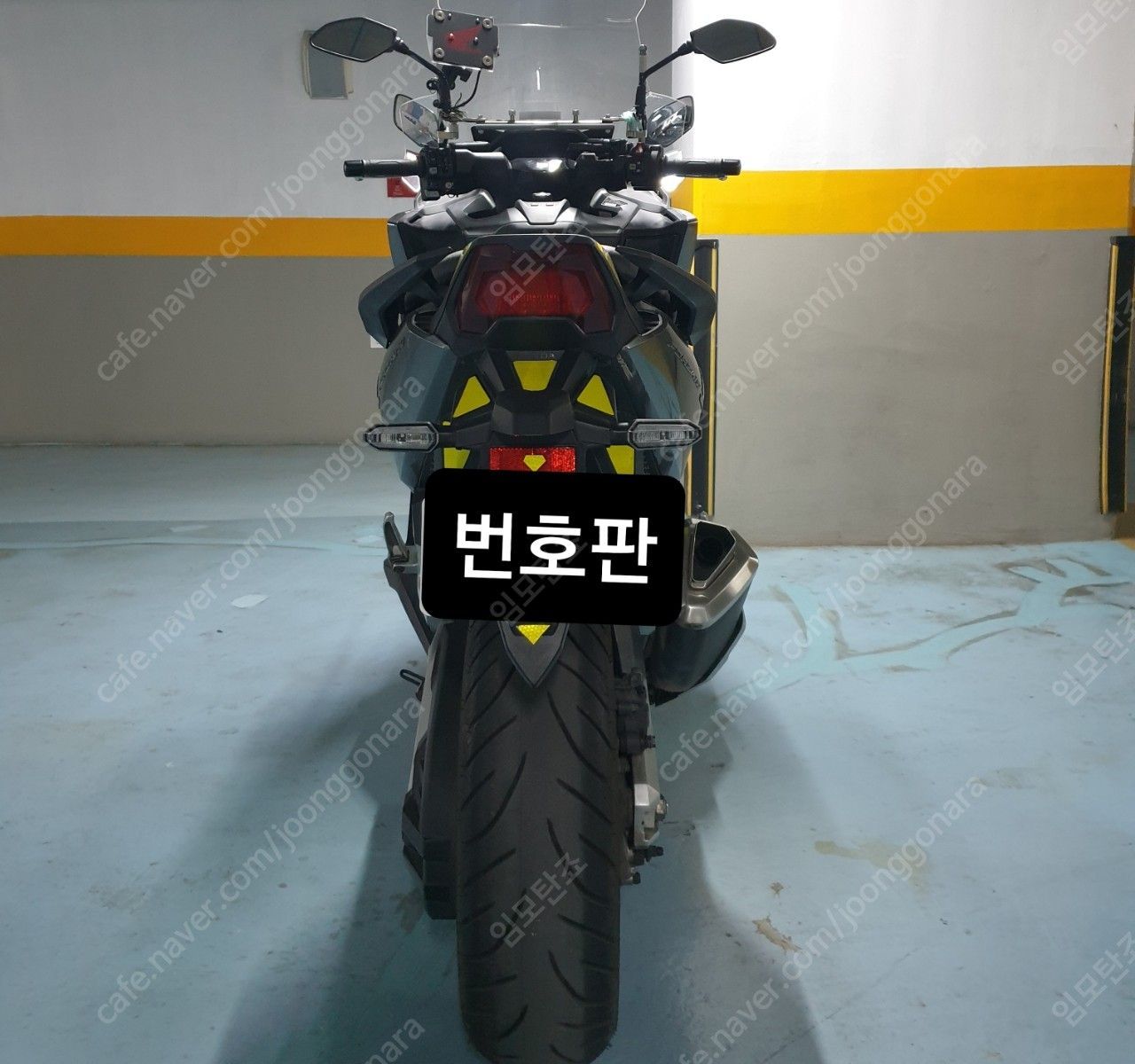 혼다 포르자 750 2023 블랙 사진 2