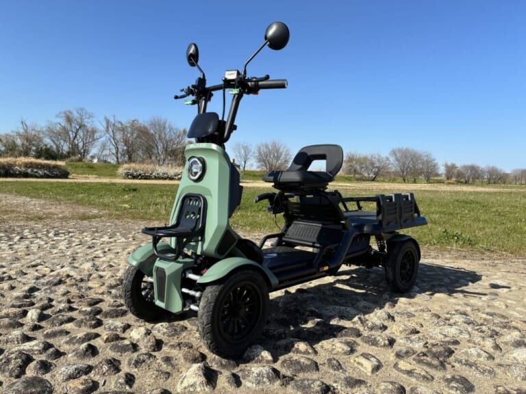 ブレイズ イーカーゴ｜積載性と安定性を兼ね備えた”小さな軽トラ”「ブレイズ イーカーゴ」。試乗体験会が6/27、28に開催決定【ミニカーやキックボード、変形バイクもあり!】