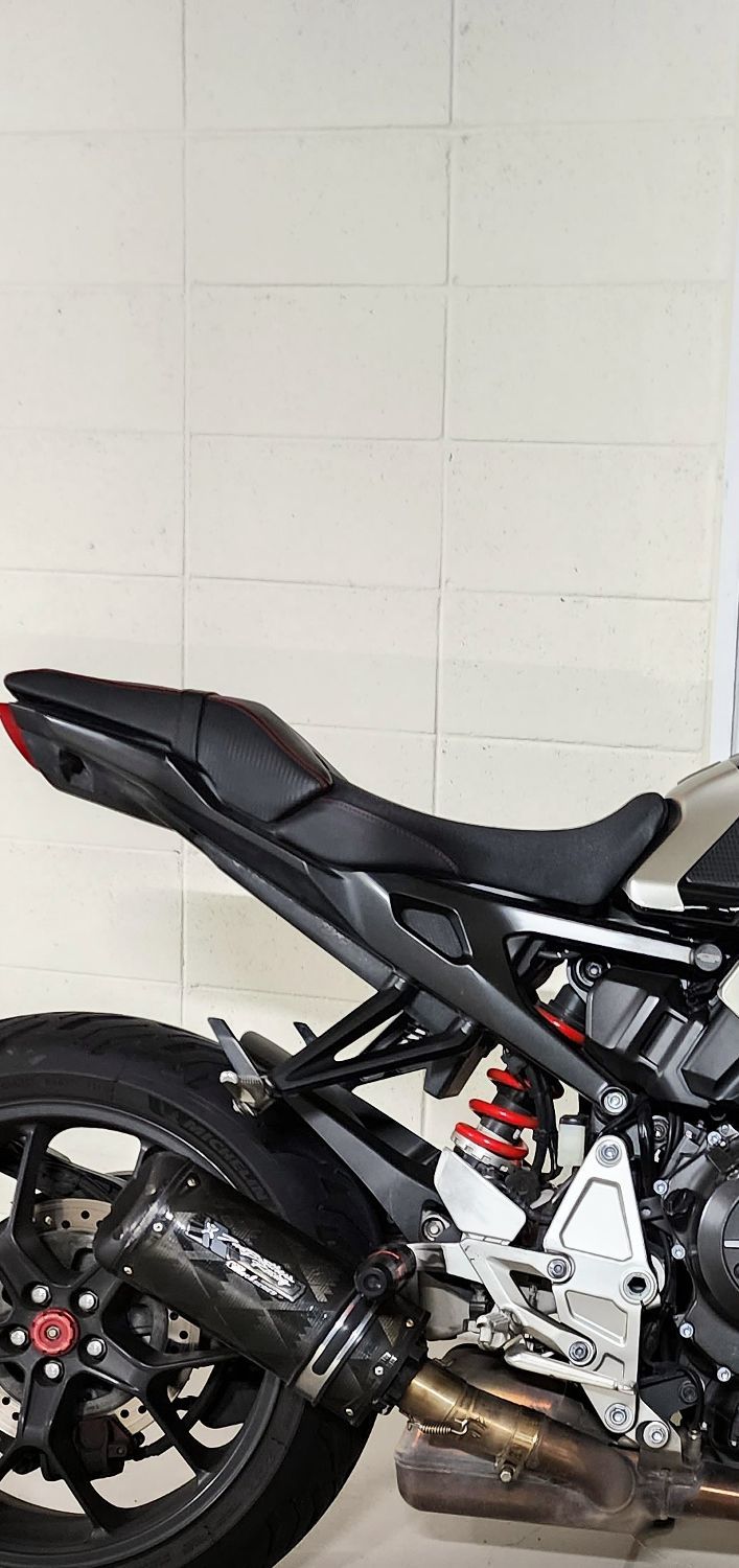 혼다 CB 1000 R thumb 2