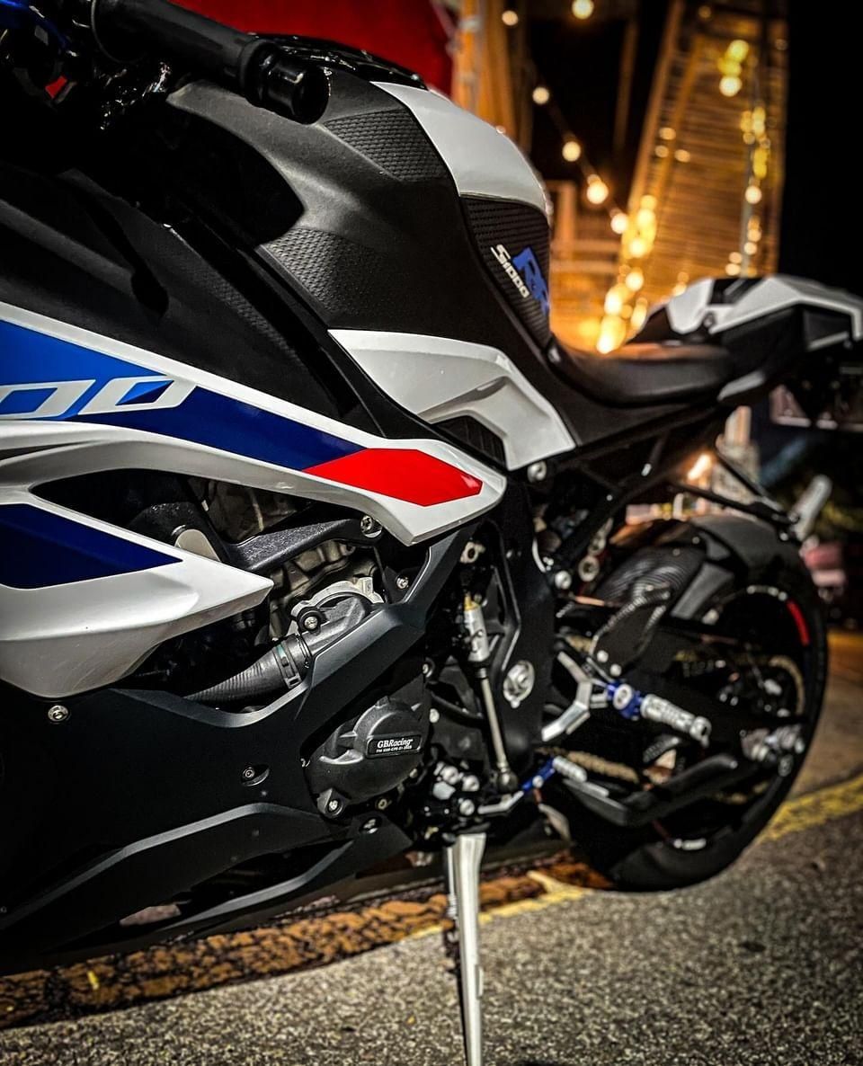 BMW S 1000 RR 2023 화이트 사진 5