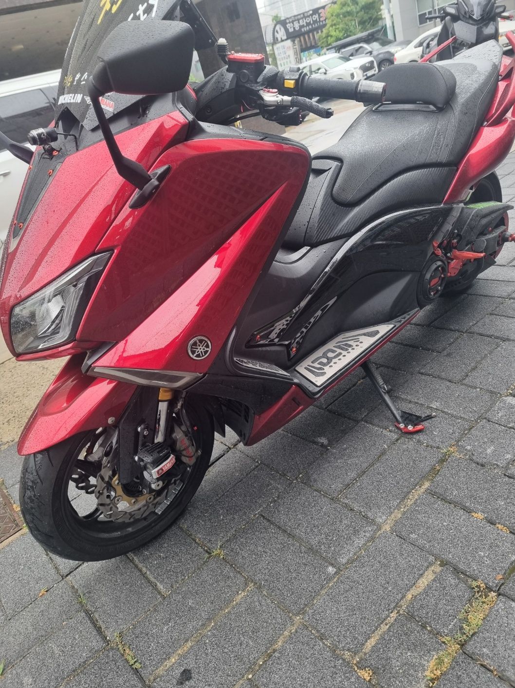 야마하 TMAX 530 more