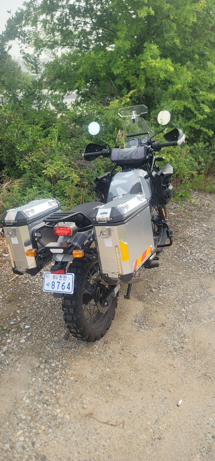 로얄엔필드 히말라얀 thumb 2