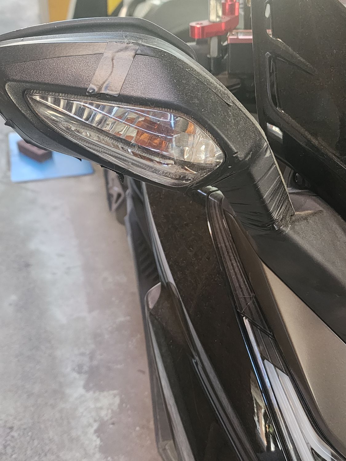 혼다 포르자 125 more