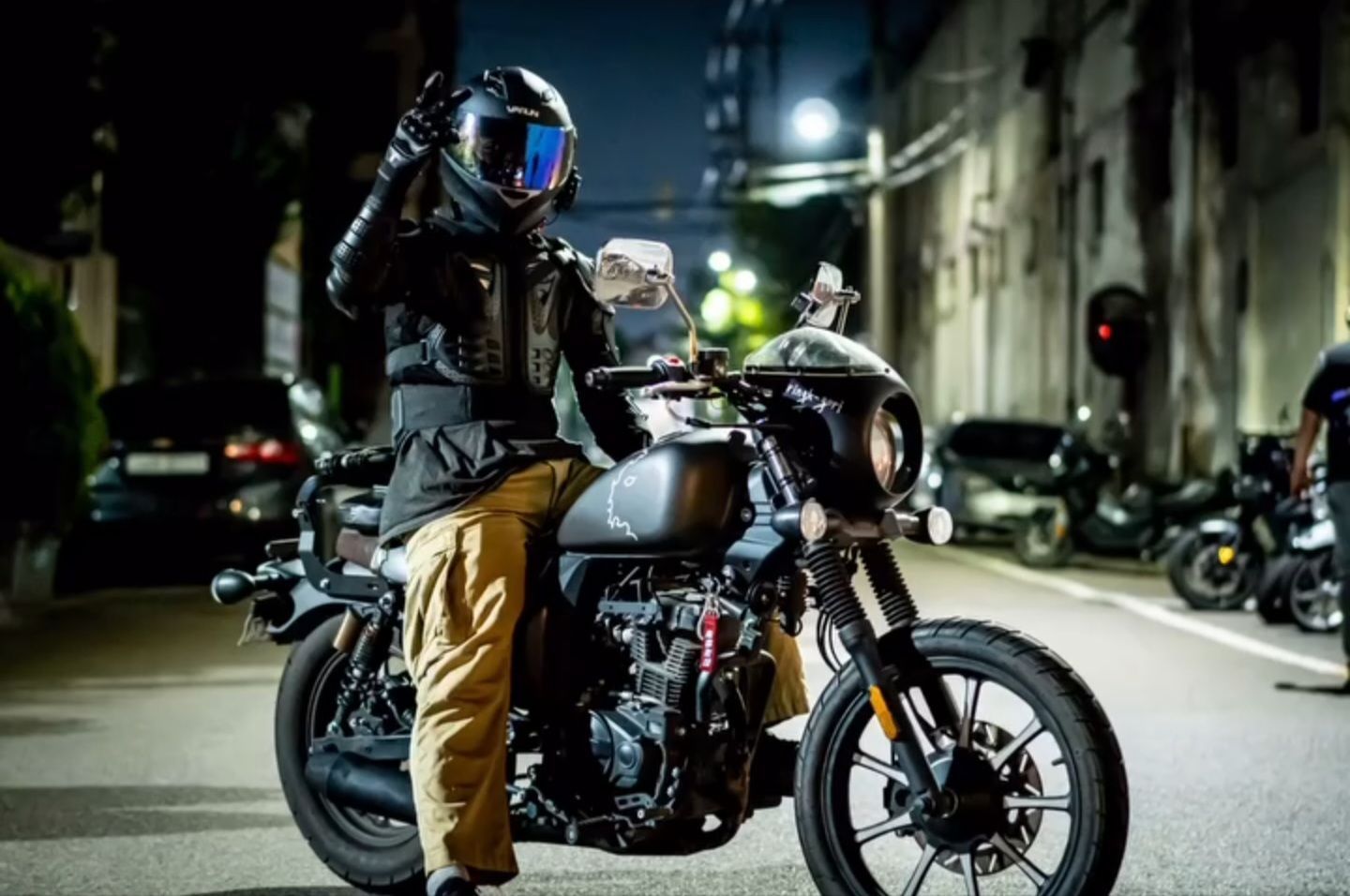 기타 베네트 125 thumb 2