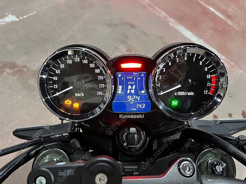가와사키 Z 900 RS more