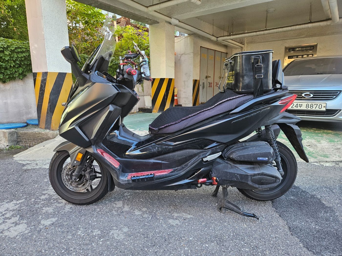 혼다 포르자 350 thumb 2