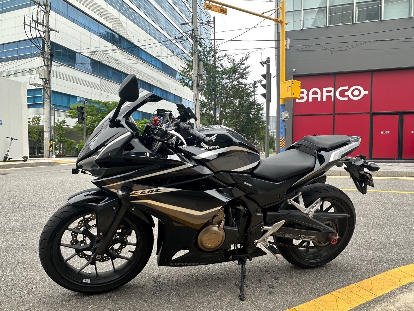 혼다 CBR 500 R thumb 2