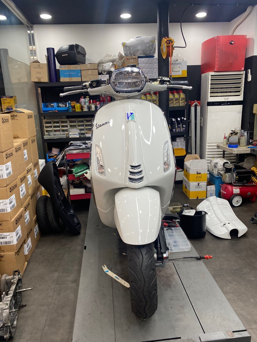 베스파 스프린트 125 ABS thumb 2