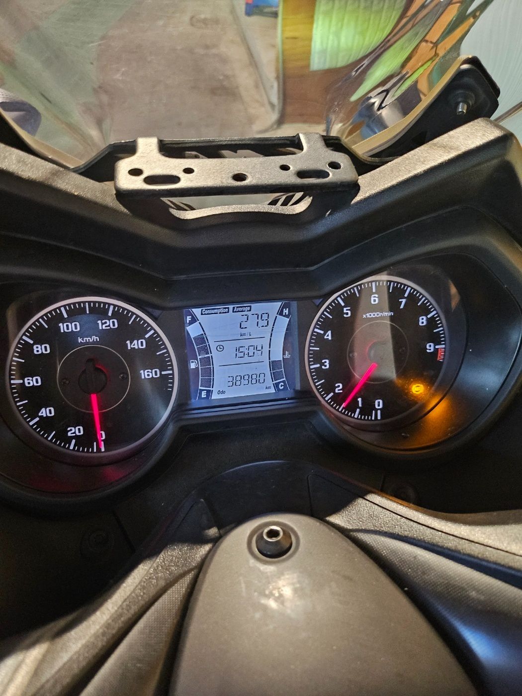 야마하 XMAX 300 ABS more