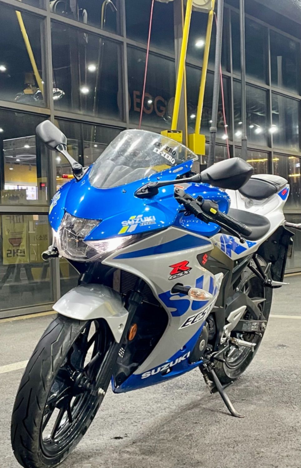스즈키 GSX R 125 ABS more