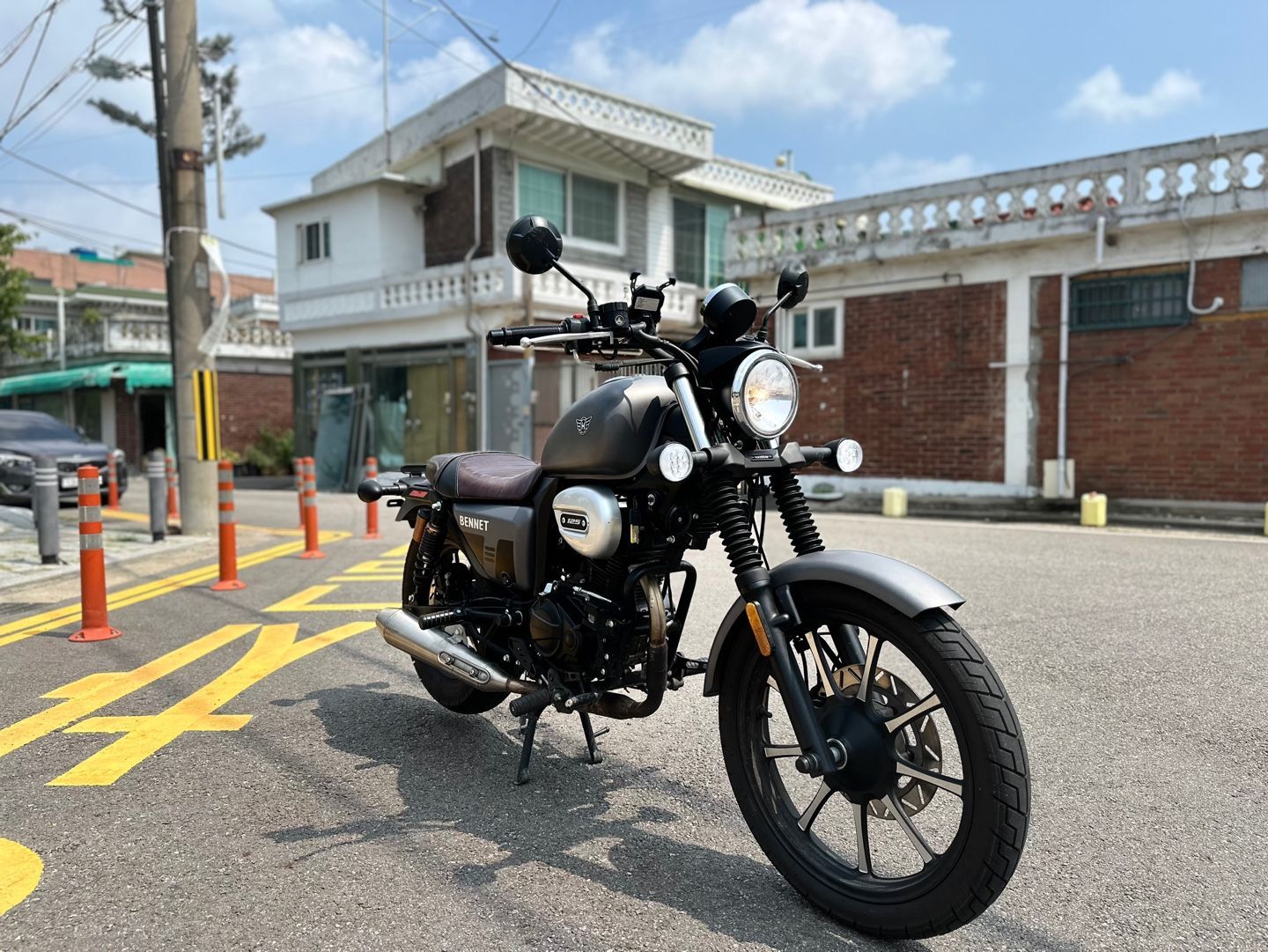 기타 베네트 125 more