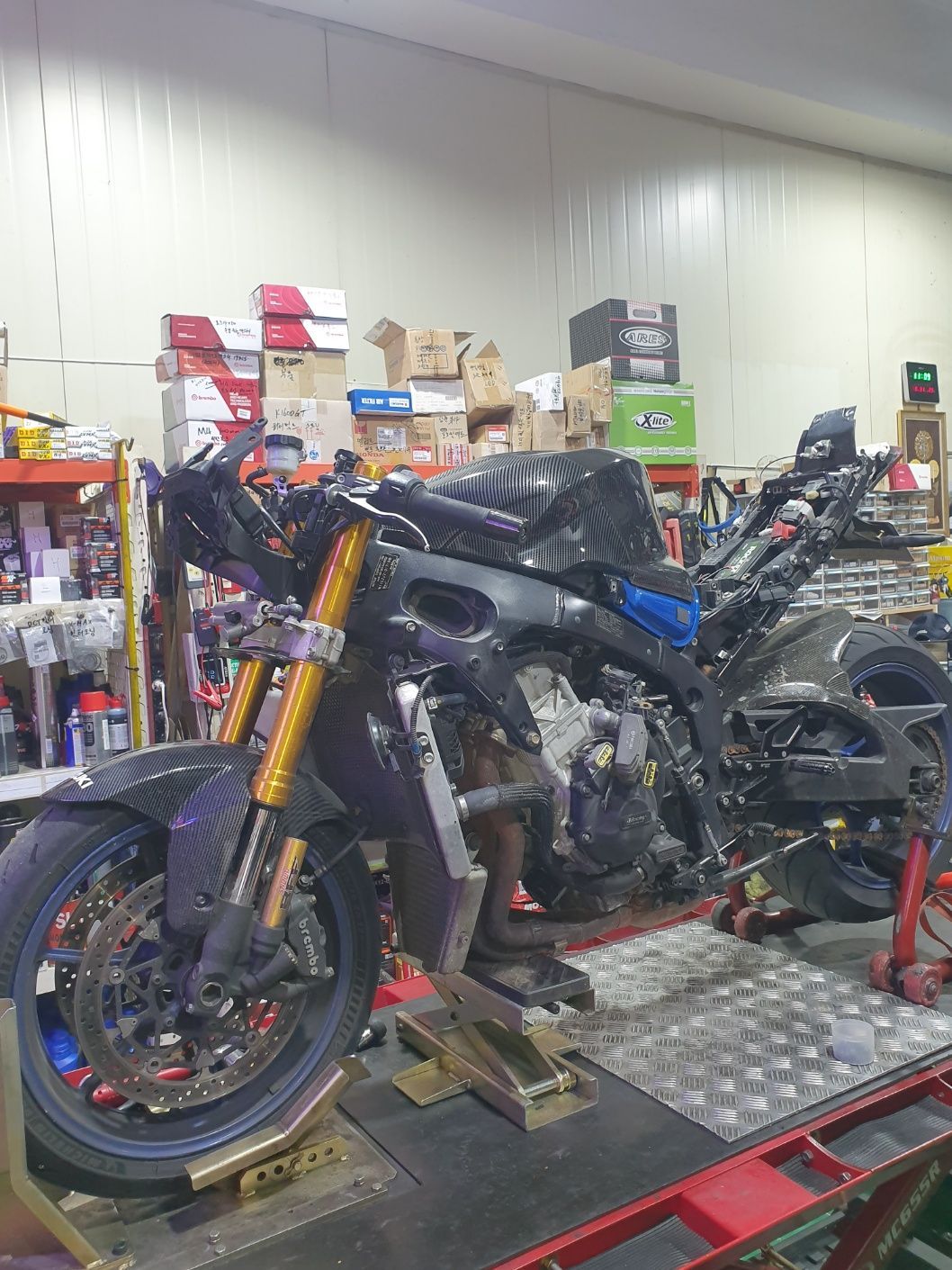 스즈키 GSX R 1000 R more