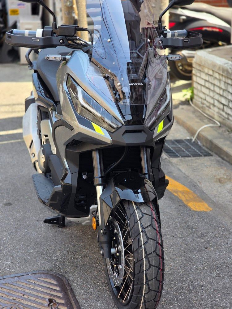 혼다 X ADV thumb 2