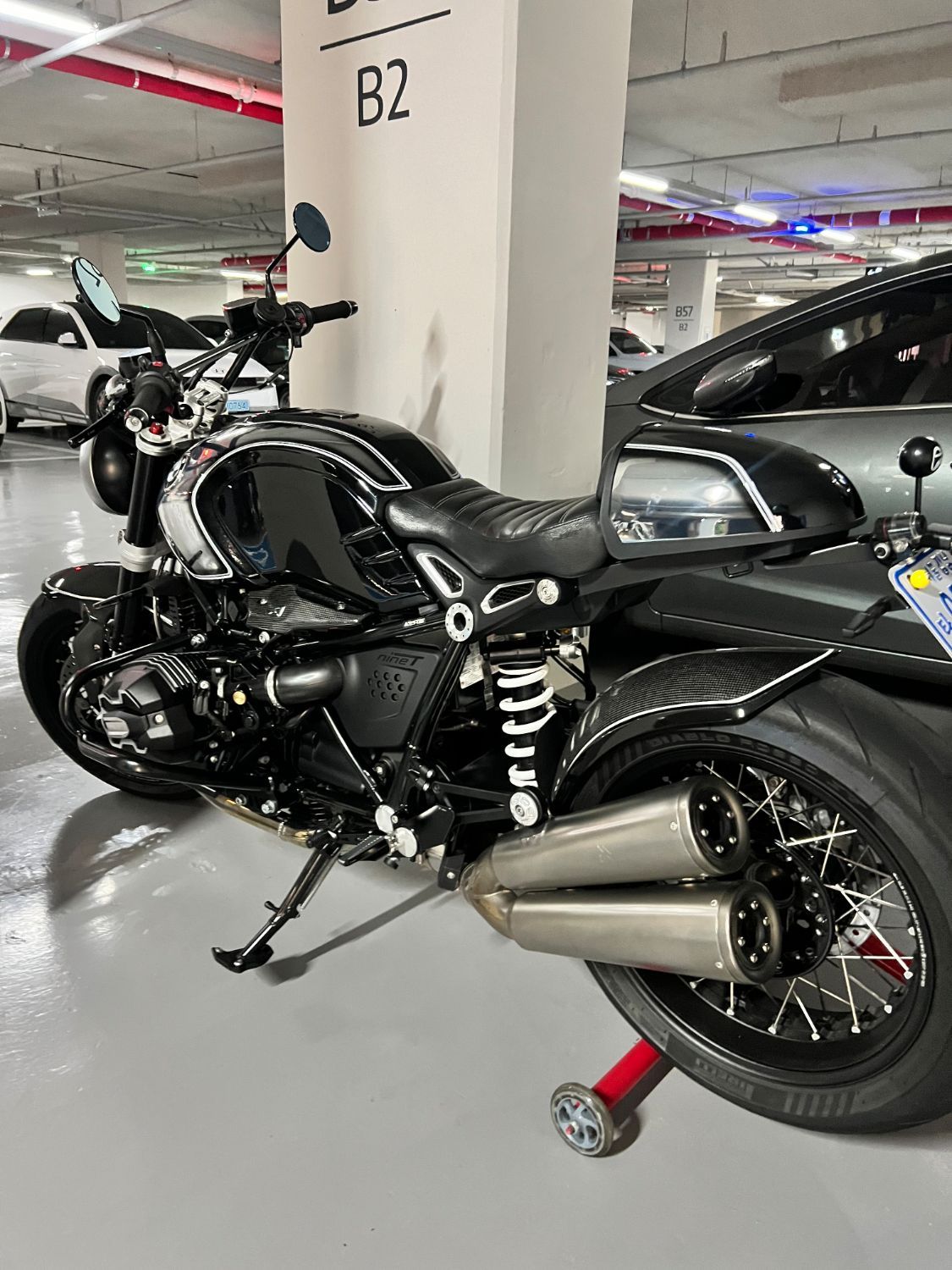 BMW R nine T 2023 블랙 사진 1
