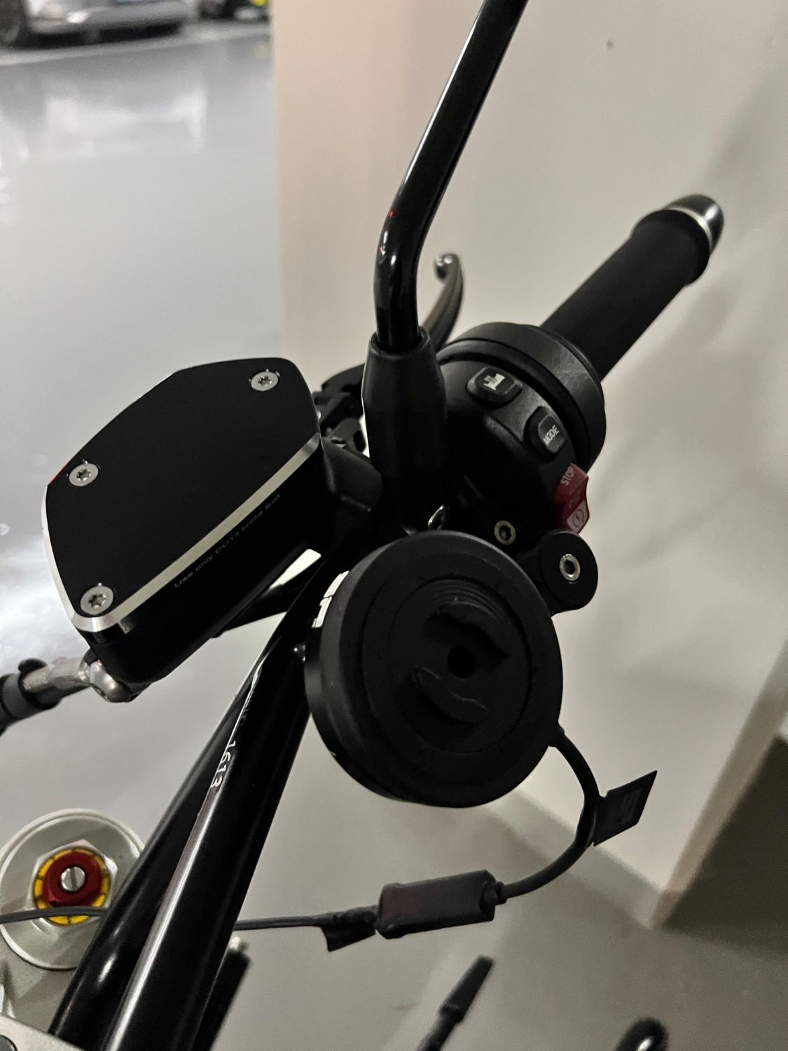 BMW R nine T 2023 블랙 사진 8