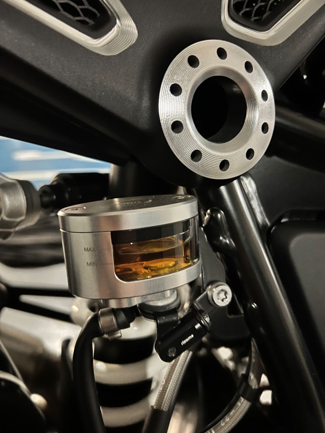 BMW R nine T 2023 블랙 사진 3