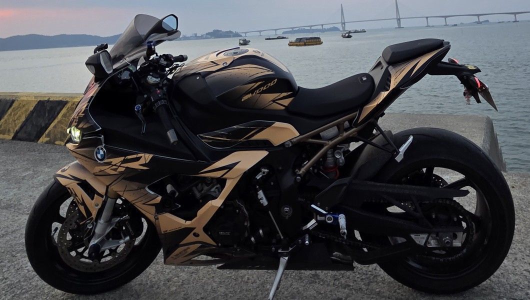 BMW S 1000 RR 2021 건메탈