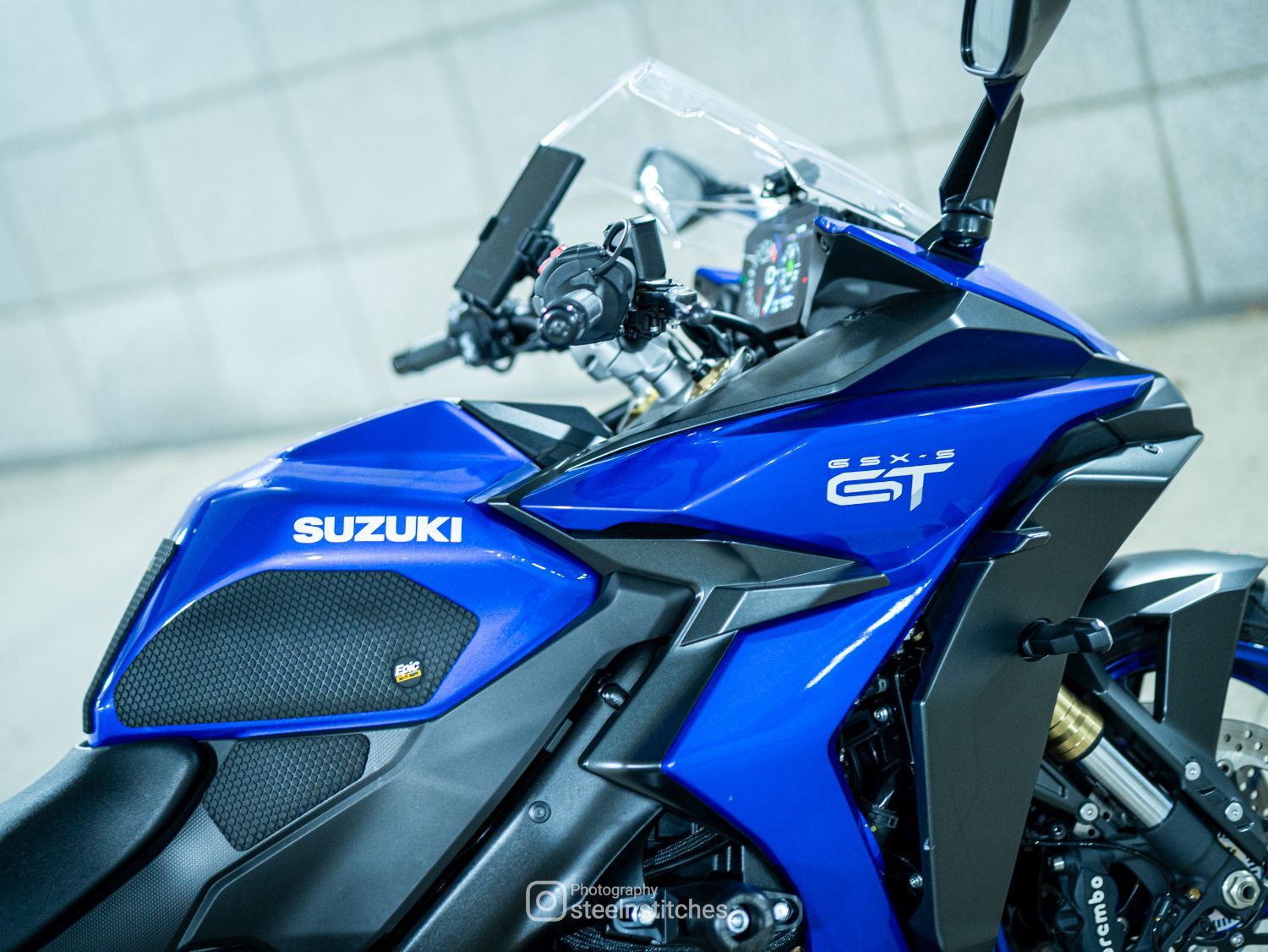 스즈키 GSX S 1000 GT more