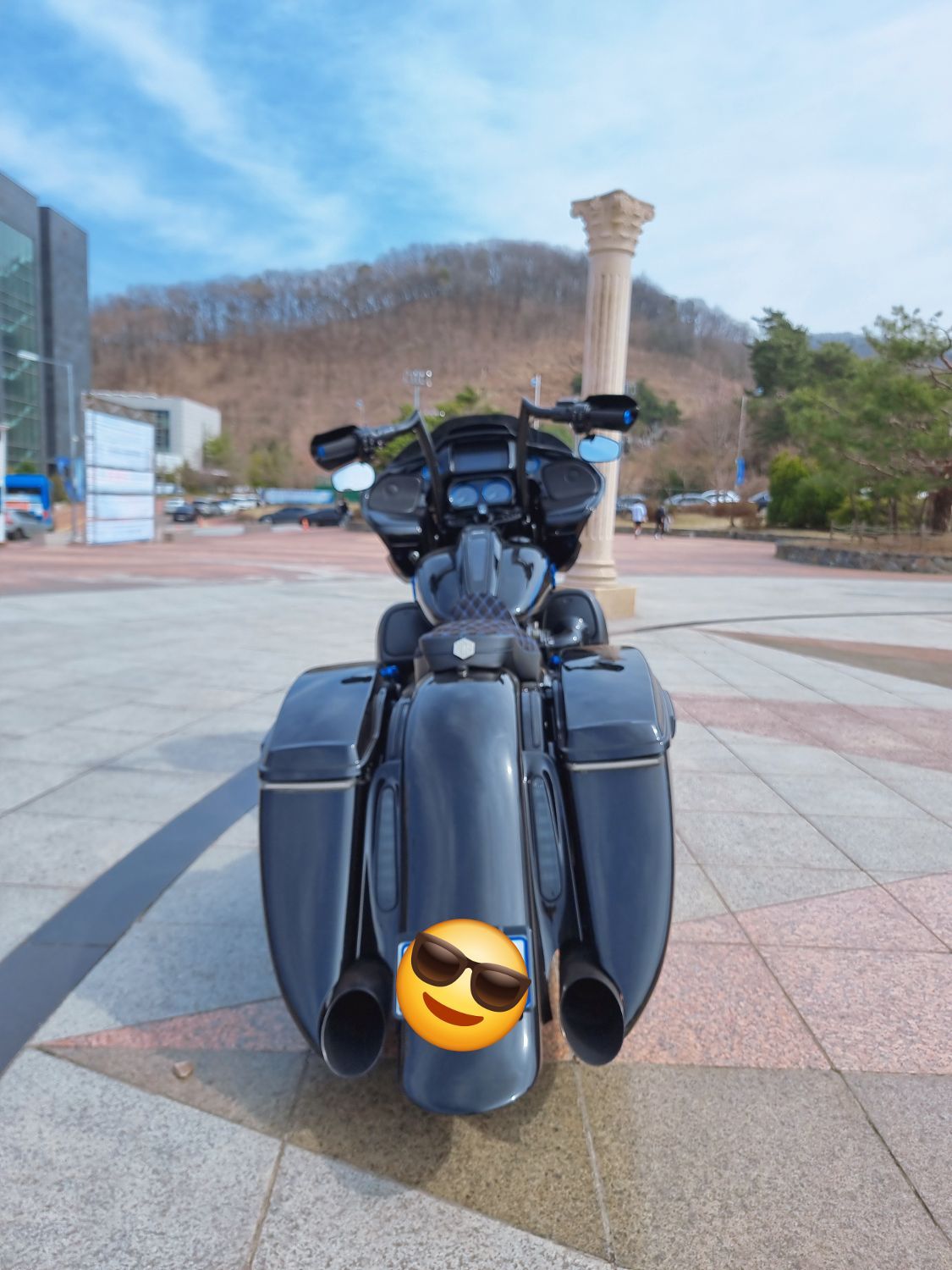 할리데이비슨 로드 글라이드 ST 2022 블랙 사진 6