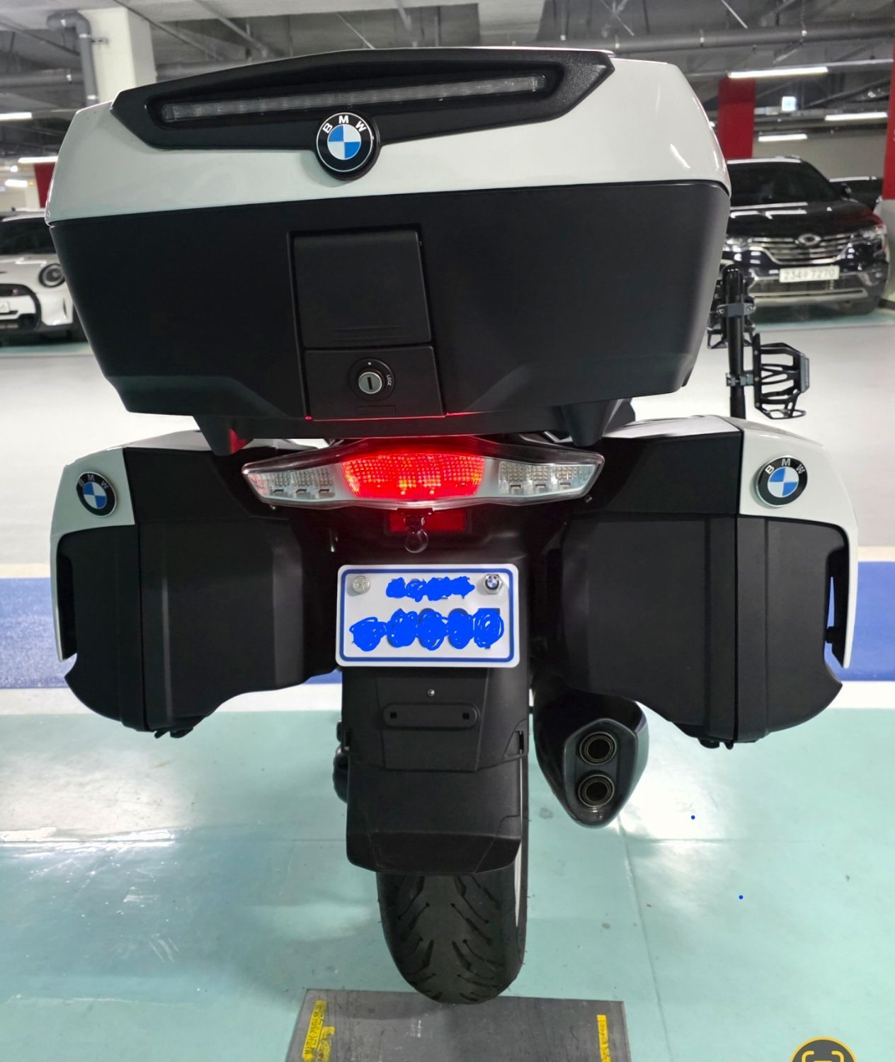 BMW R 1250 RT 2024 화이트 사진 3