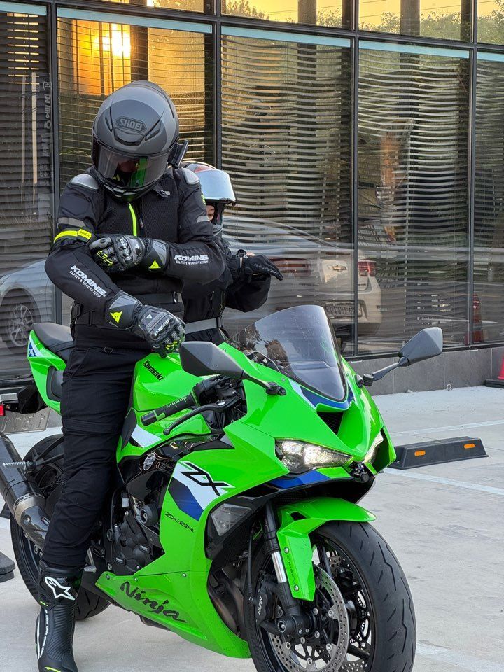 가와사키 닌자 ZX-6R more