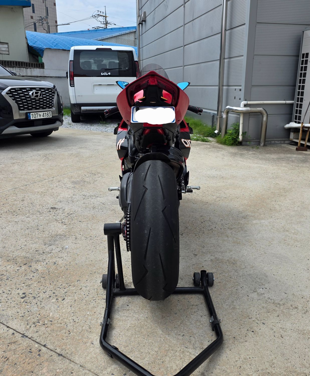 두카티 파니갈레 V4 S 2020 레드 사진 5