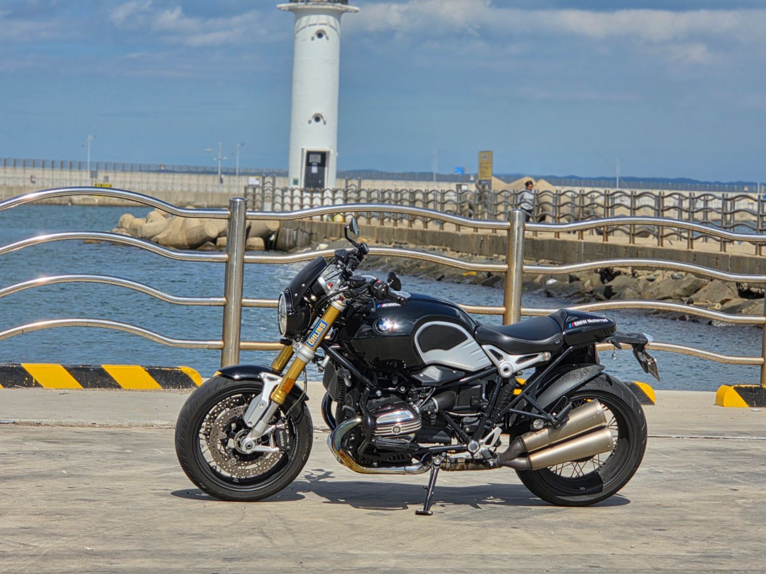 BMW R nine T 2020 블랙 사진 3