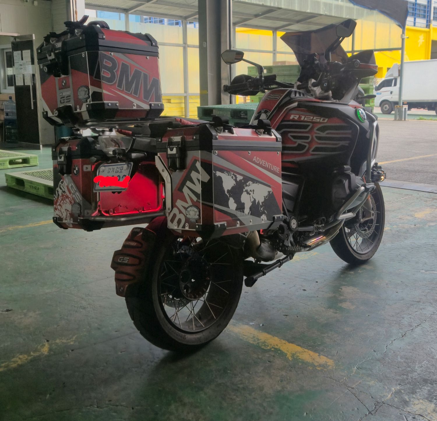 BMW R 1250 GS 어드벤처 2022 레드 사진 1