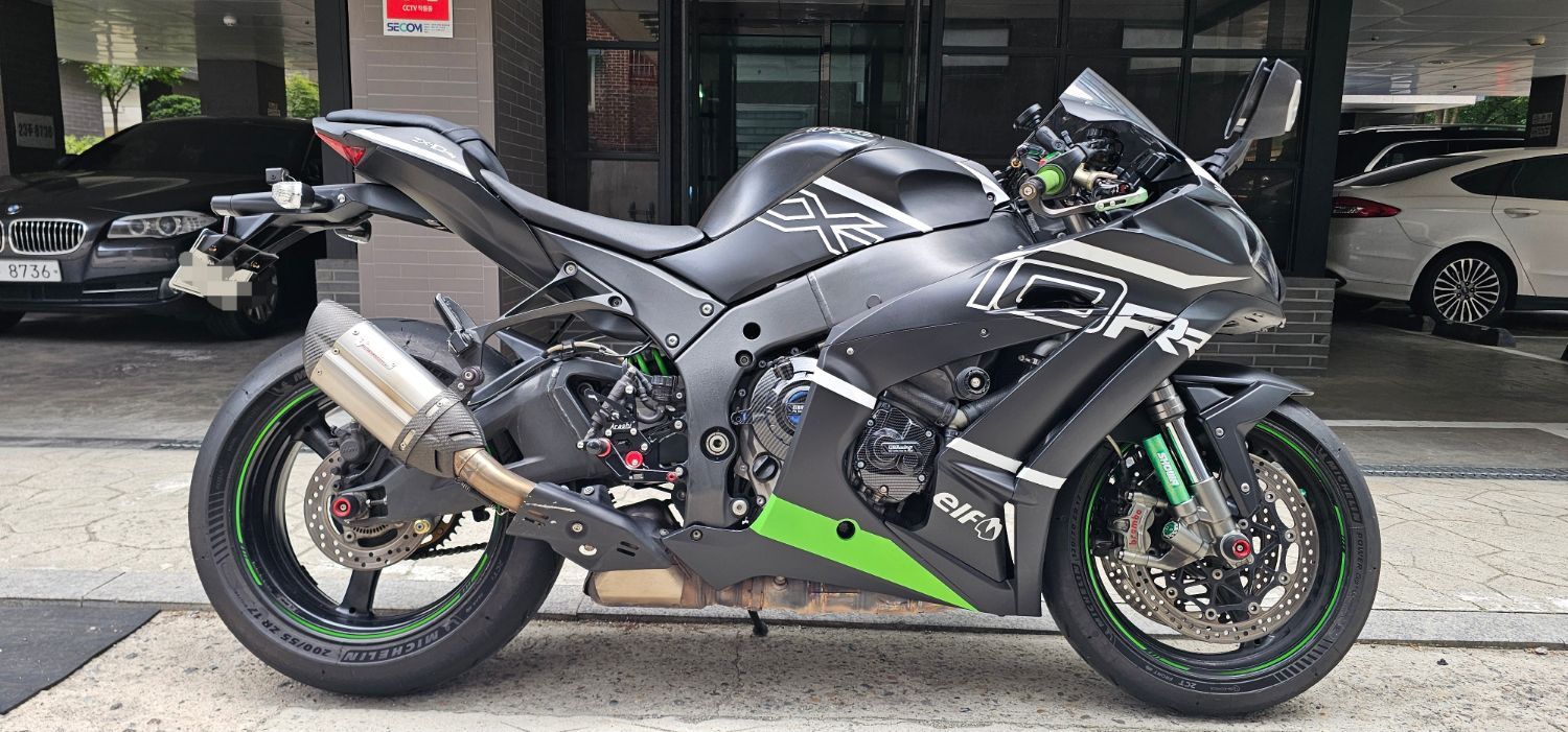가와사키 닌자 ZX 10 R thumb 2
