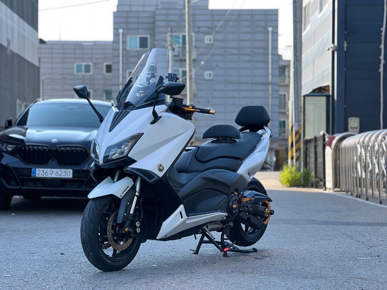 야마하 TMAX 530 main