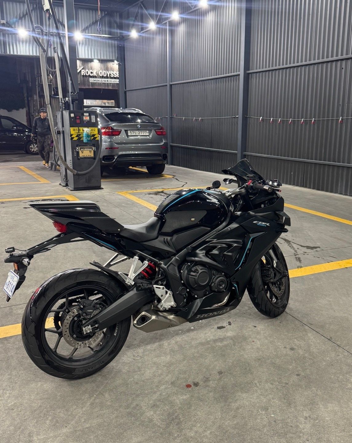 혼다 CBR 650 R MT more