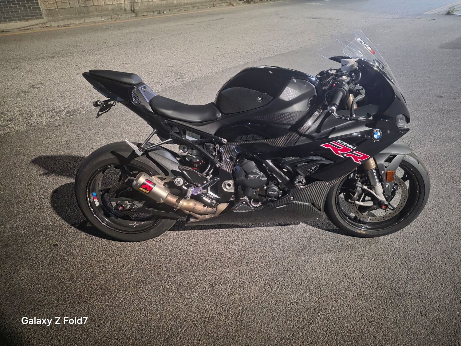 BMW S 1000 RR 2022 블랙 사진 4