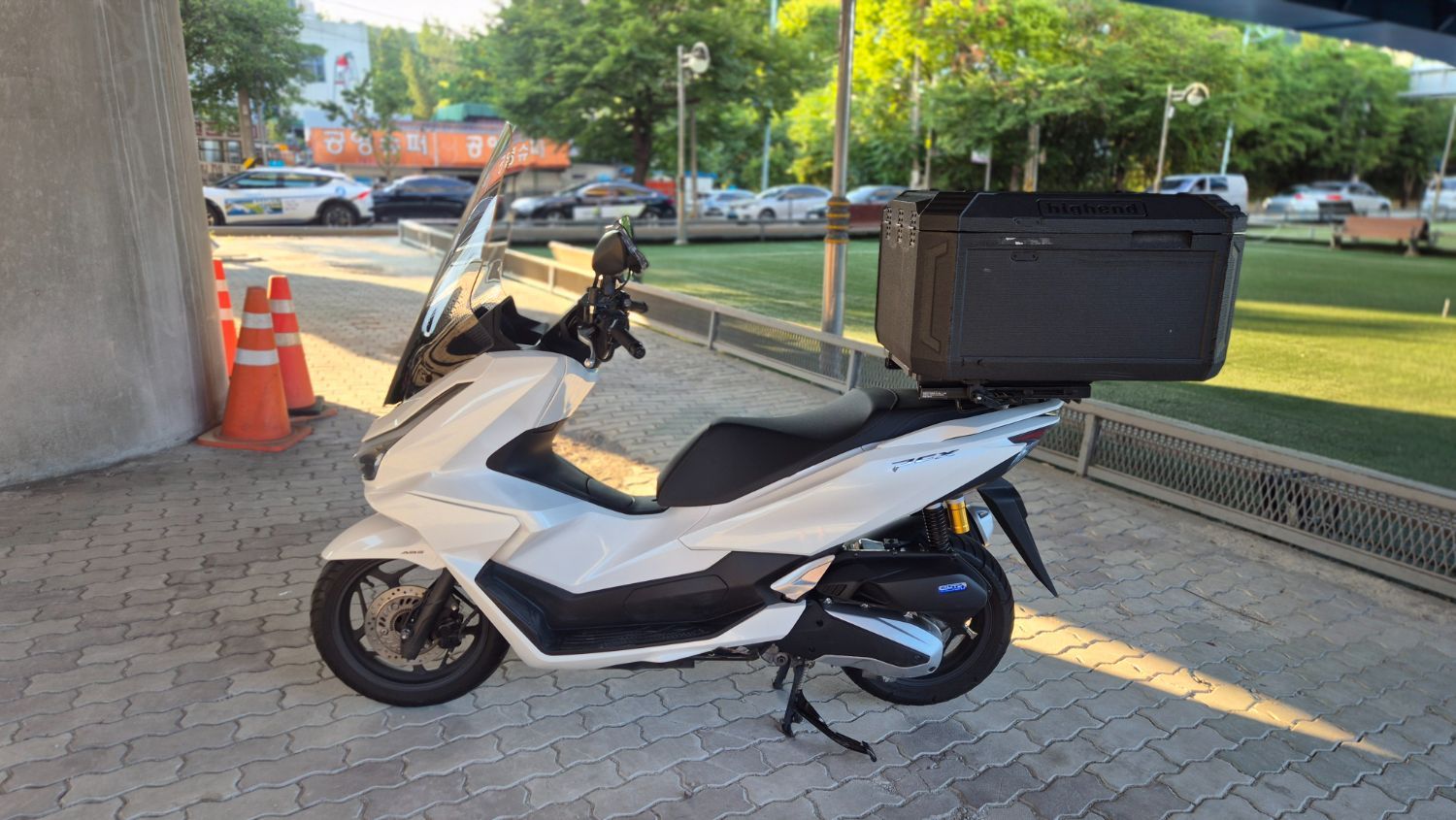 혼다 PCX 125 more