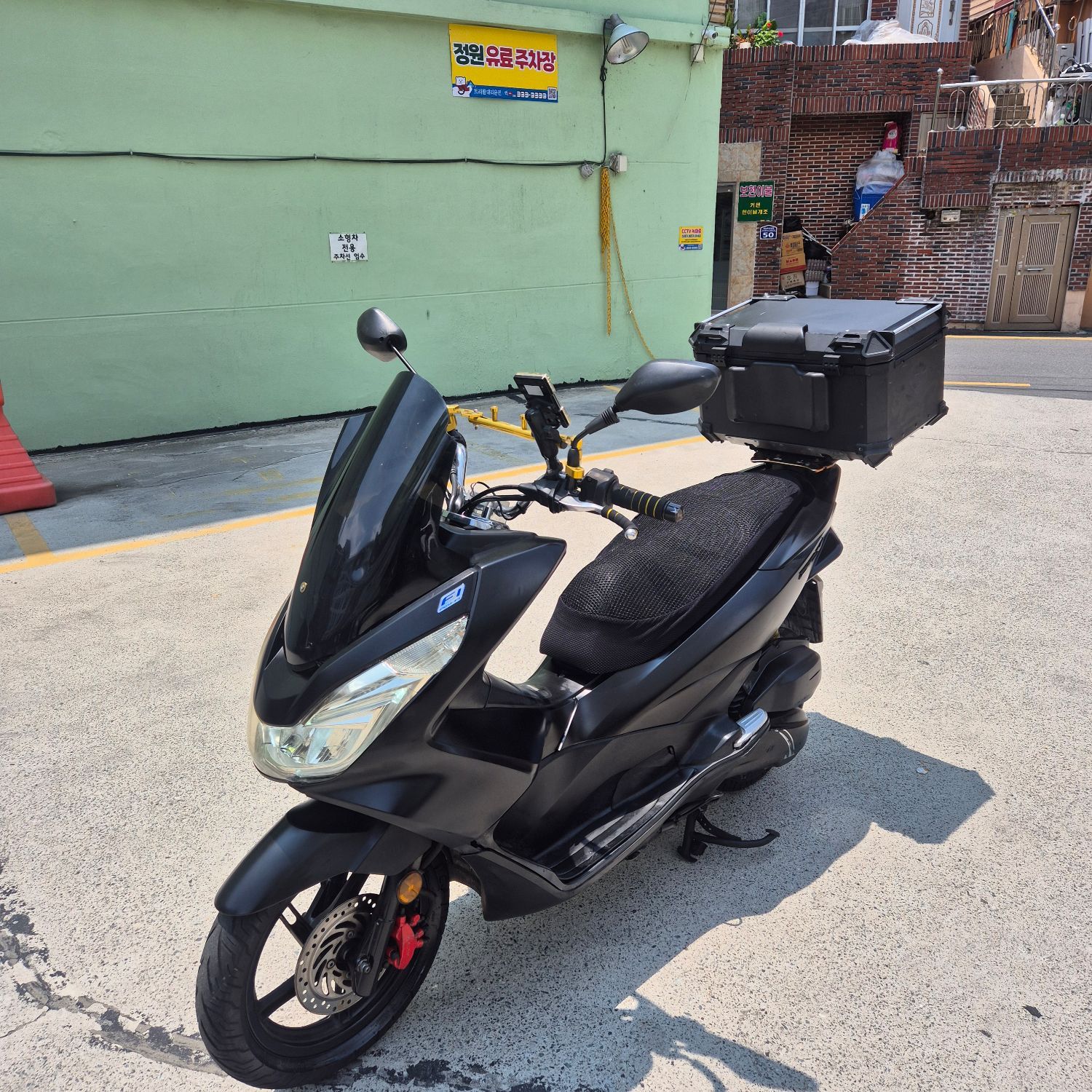 혼다 PCX 125 more