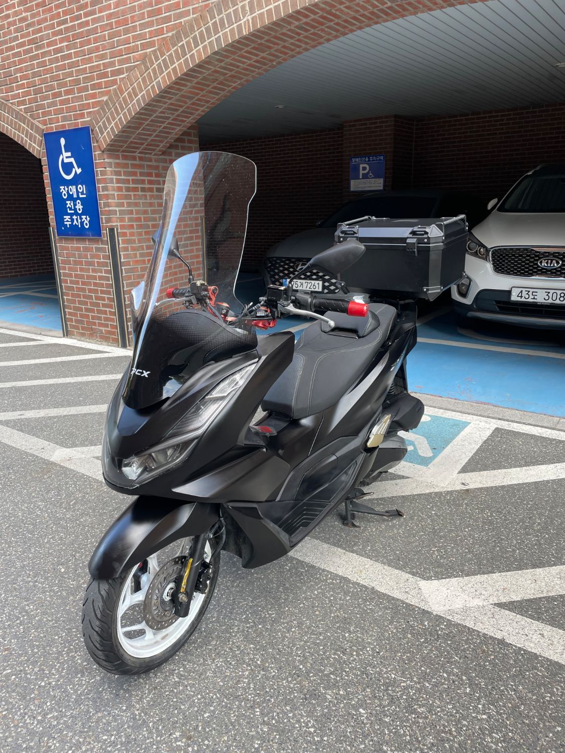 혼다 PCX 125 thumb 2