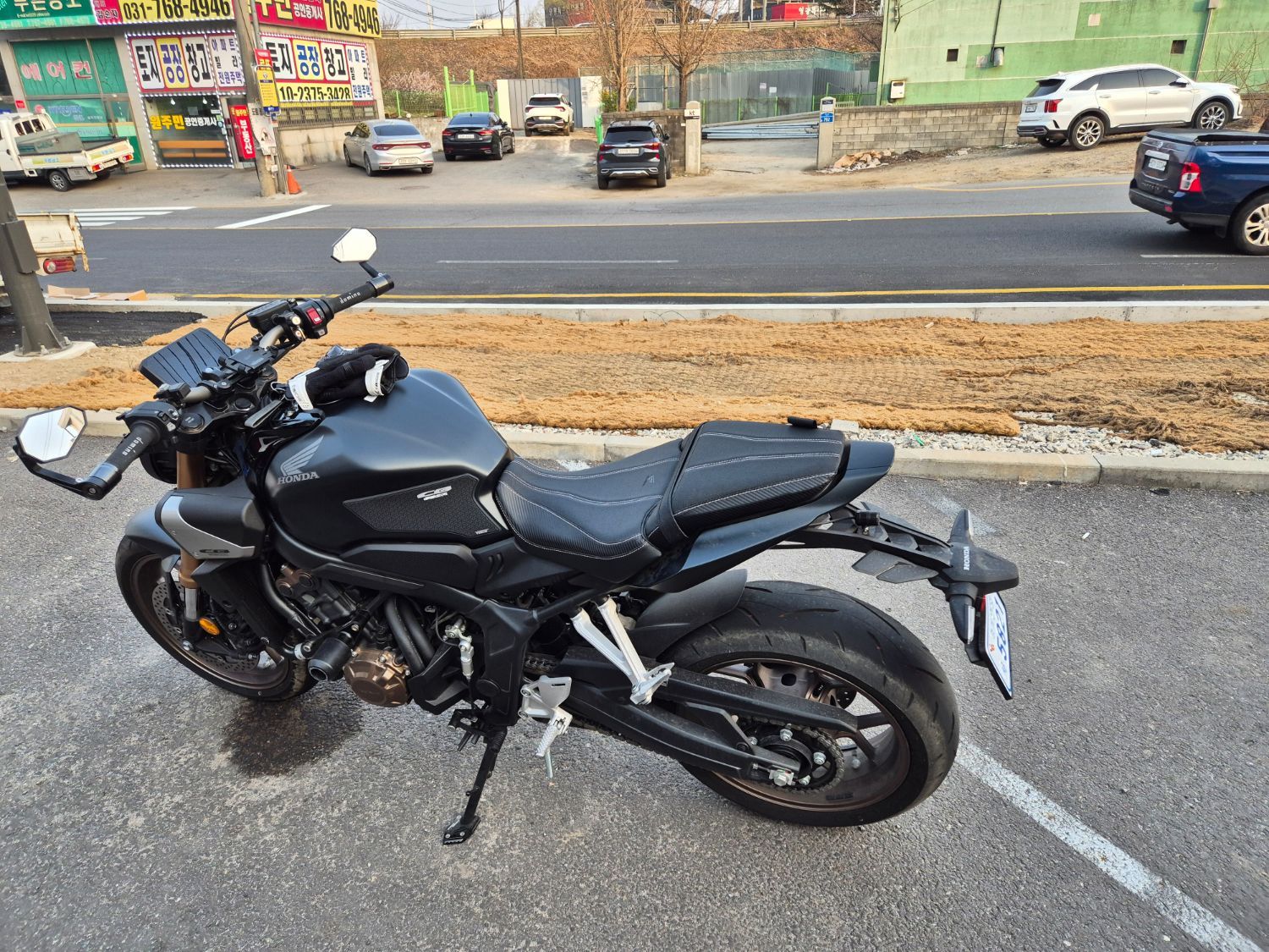 혼다 CB 650 R E-CLUTCH thumb 2