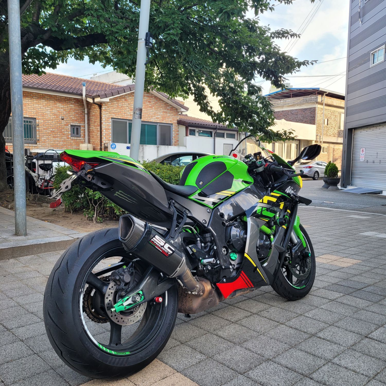 가와사키 닌자 ZX 10 R 2018 녹색 사진 5