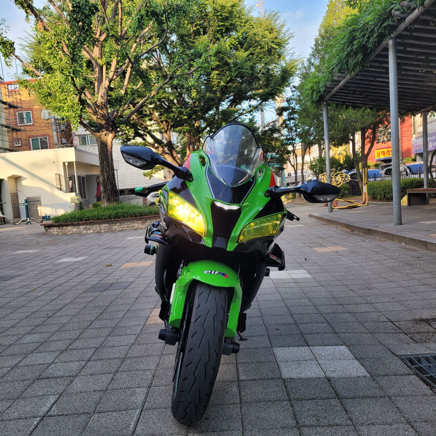 가와사키 닌자 ZX 10 R 2018 녹색 사진 1