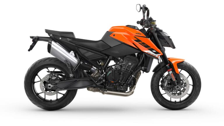 KTM 790 DUKE｜激変したブレーキ・足回りと従来モデルから2kg減の軽量化！ KTM新型「790 DUKE」2027年モデルが魅せる正当進化