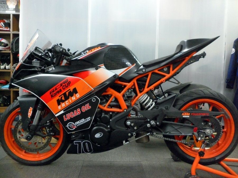KTM RC 390 thumb 2