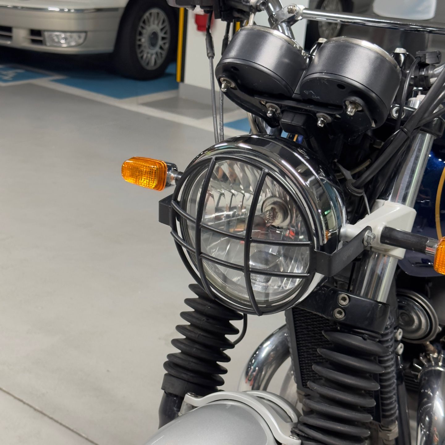 로얄엔필드 인터셉터 650 more