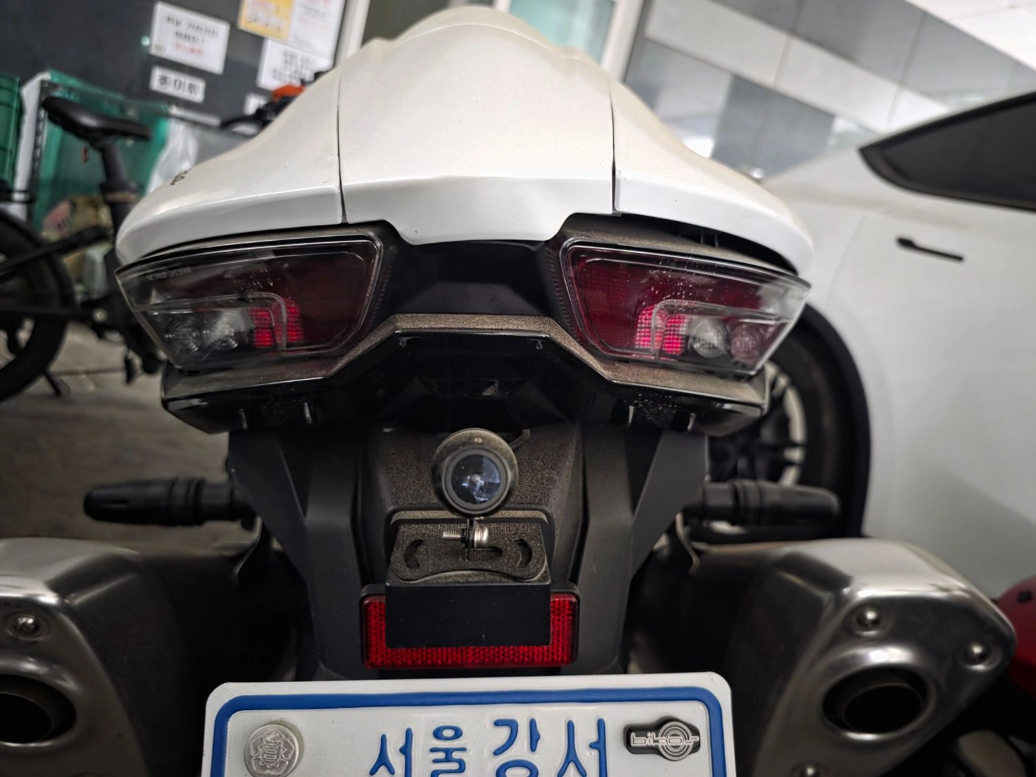 스즈키 하야부사 2024 화이트 사진 7