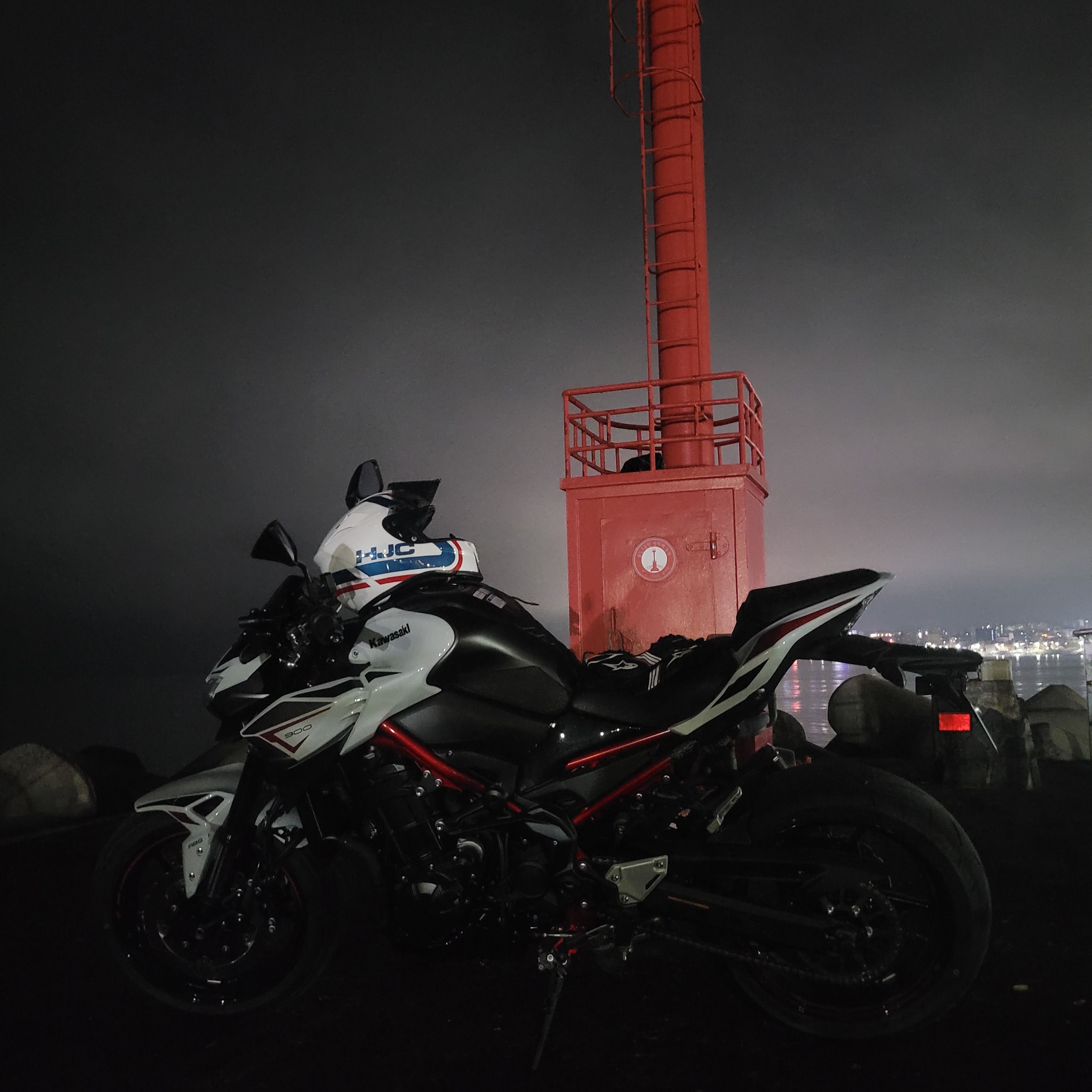 가와사키 Z 900 thumb 2