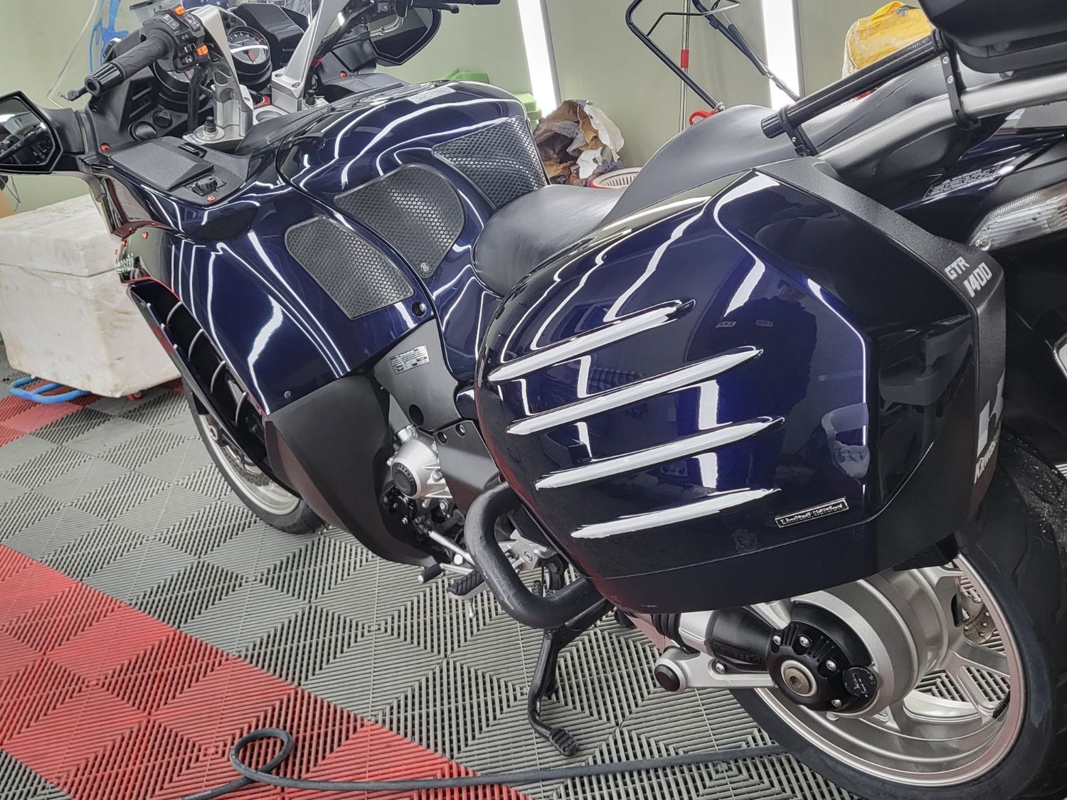 가와사키 GTR 1400 more